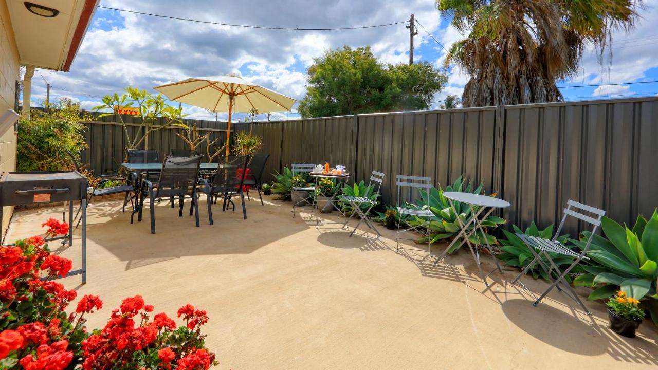 Castlereagh Lodge Motel Coonamble Экстерьер фото