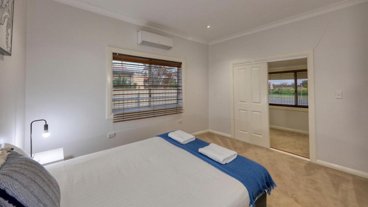 Castlereagh Lodge Motel Coonamble Экстерьер фото