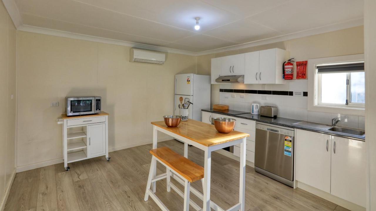 Castlereagh Lodge Motel Coonamble Экстерьер фото