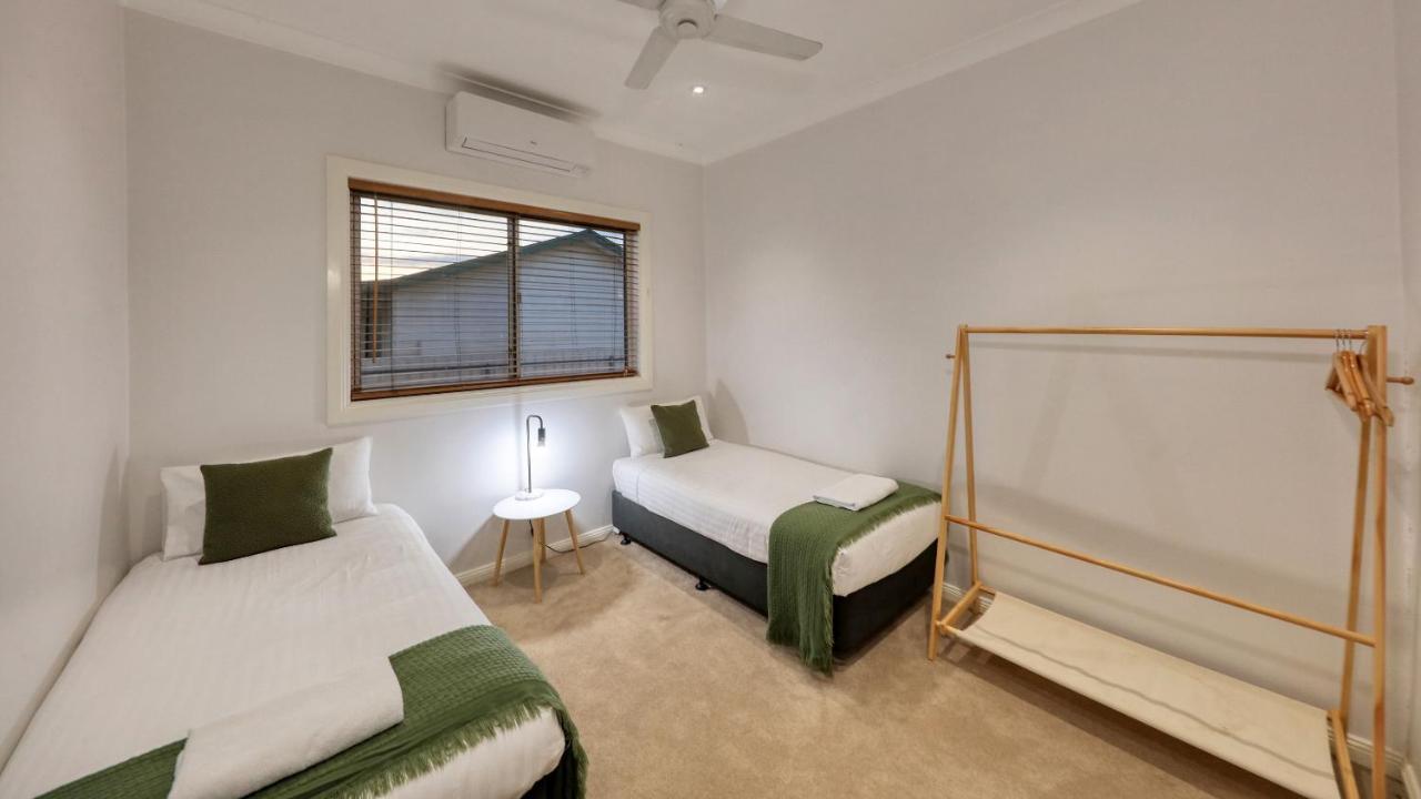 Castlereagh Lodge Motel Coonamble Экстерьер фото