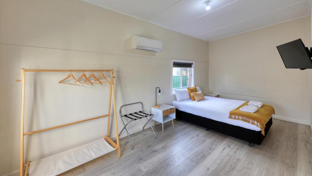 Castlereagh Lodge Motel Coonamble Экстерьер фото